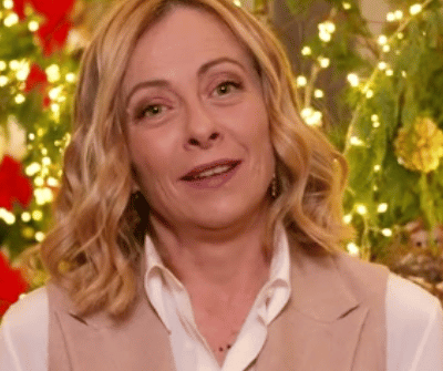 Giorgia Meloni fa un fioretto: niente alcol fino a Natale. Il significato della scelta