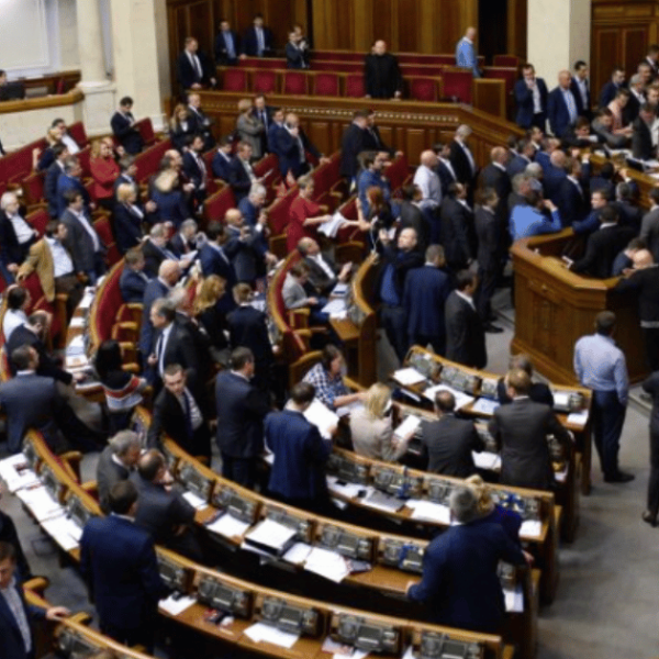 Ucraina, doppia bufera nel governo: si dimettono i ministri di Giustizia ed Energia dopo lo scandalo corruzione