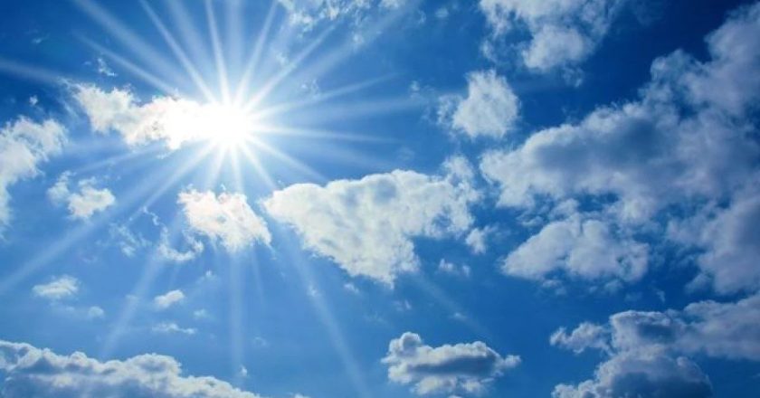 “Torna il caldo”. Meteo, l’annuncio di Giuliacci: stop all’autunno