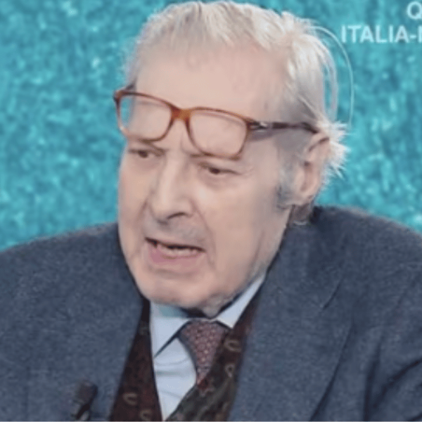 Sgarbi a Domenica In, rivolta sui social: “Spettacolo ignobile, vergognatevi”. Il web insorge
