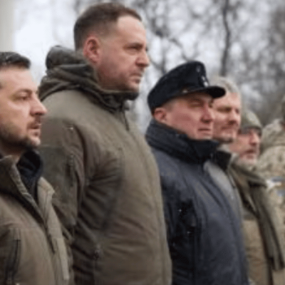 Ucraina, crolla il “cerchio magico”: pressioni su Zelensky per licenziare Yermak tra scandali e minacce politiche