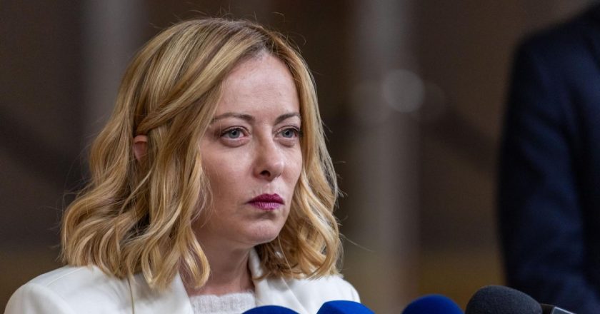 FdI, stop alle iniziative autonome: la strigliata di Bignami ai deputati dopo il caso condomini