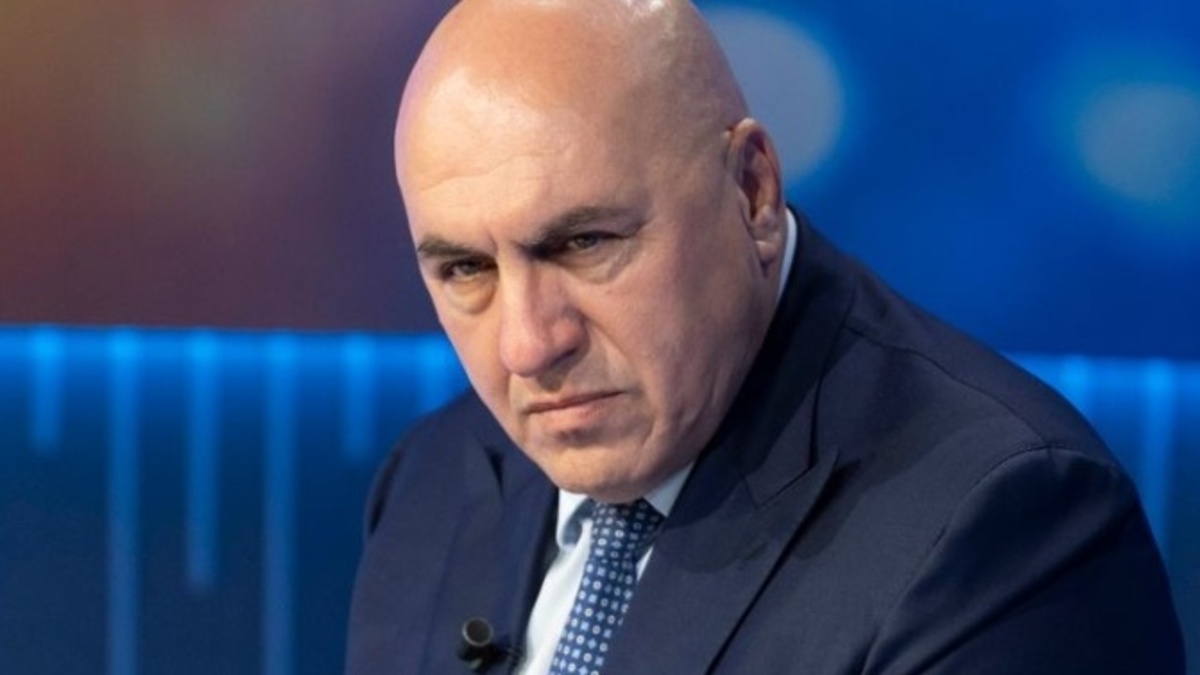 Gaza, l’Italia è pronta: possibile invio di carabinieri ed esercito Maurizio_Crosetto_2023_Cropped-1