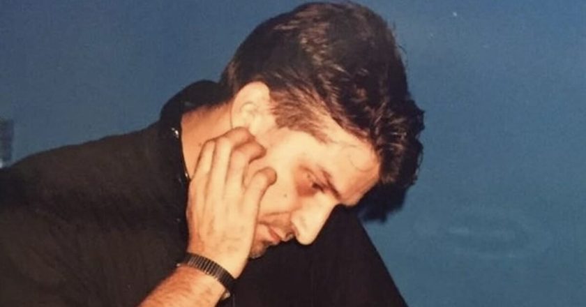 “Ciao, mito”. Devastante lutto nel mondo della musica: 50 anni di carriera, l’Italia ha ballato con lui