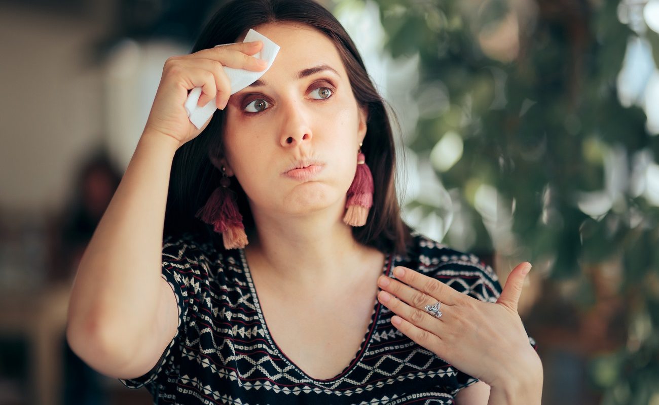 Problemi di sudorazione eccessiva? Ecco i 5 rimedi della nonna che fanno al caso tuo Sofocos-2-1300x800