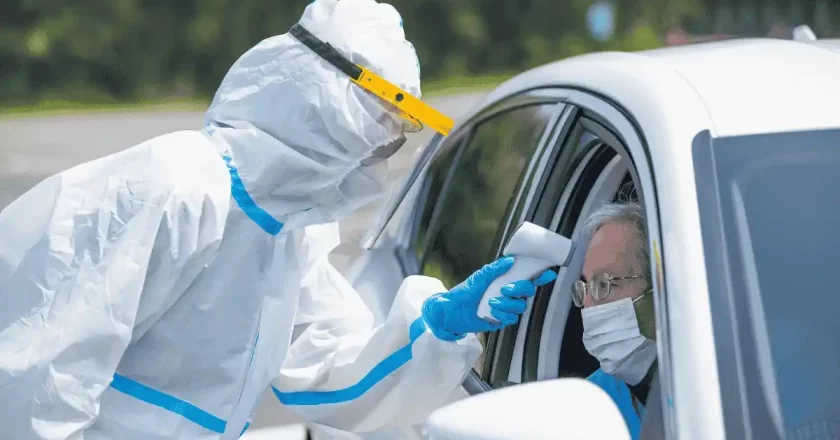 Super influenza, 2.000 casi al giorno: il virus mutante preoccupa l’Europa