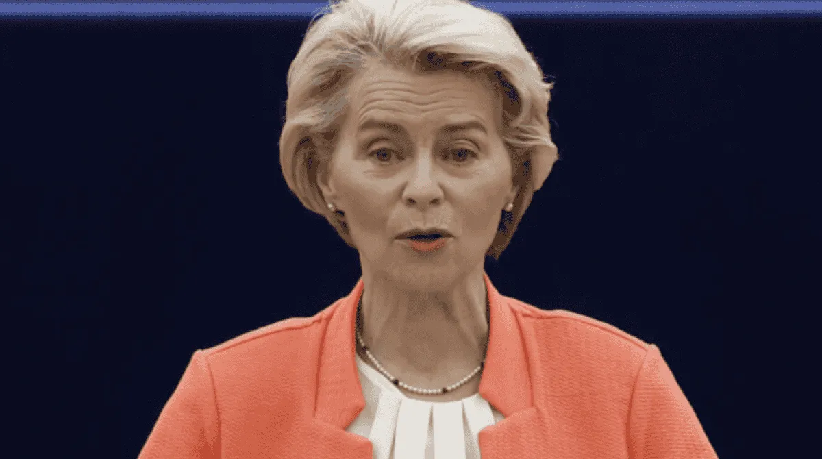 Retromarcia Ue su diesel e benzina: salta il divieto dal 2035. L'Europa cambia rotta Von Der Leyen UE
