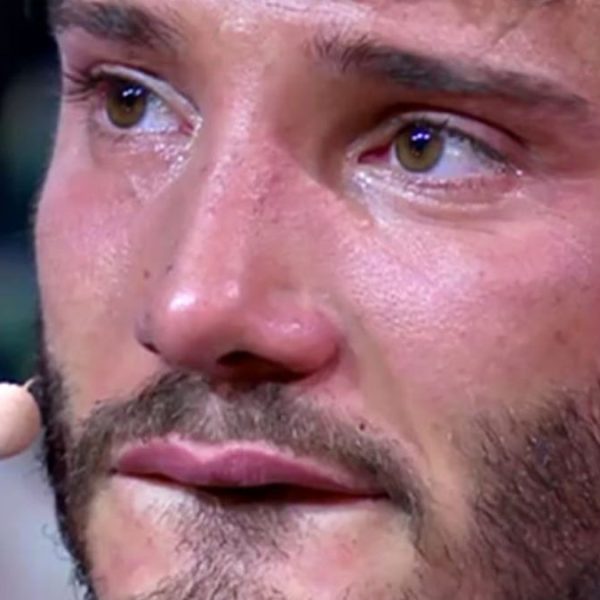 Lutto per Stefano De Martino, è morto il padre Enrico: aveva 61 anni