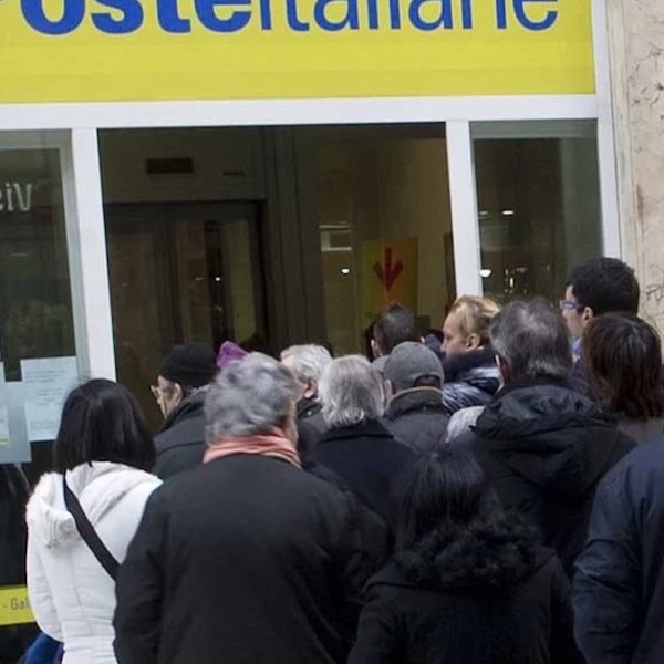 Pensioni 2026, aumenti leggeri e tasse in agguato: chi guadagna davvero