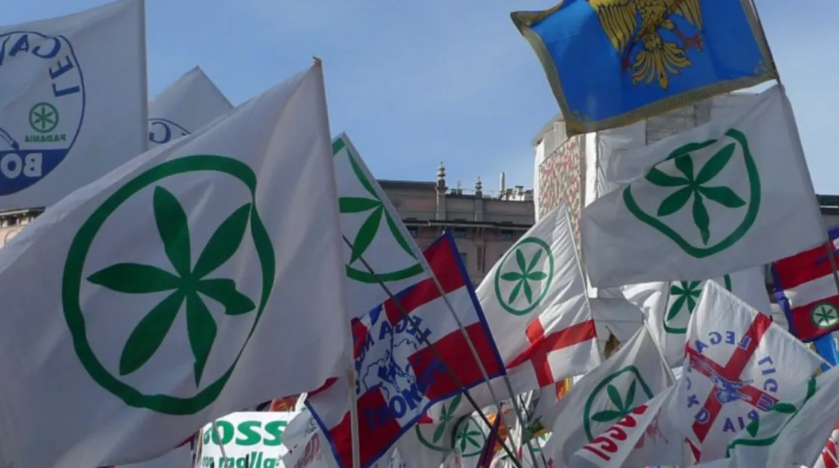 Generale Vannacci, “marchio depositato”: prende forma l’ipotesi del nuovo partito bandiere