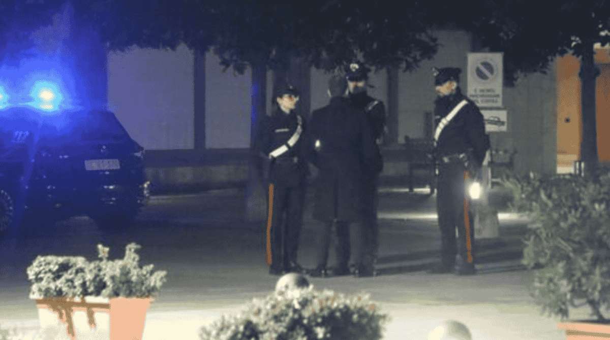 milano-15enne-accoltellato-centro-commerciale-oggi