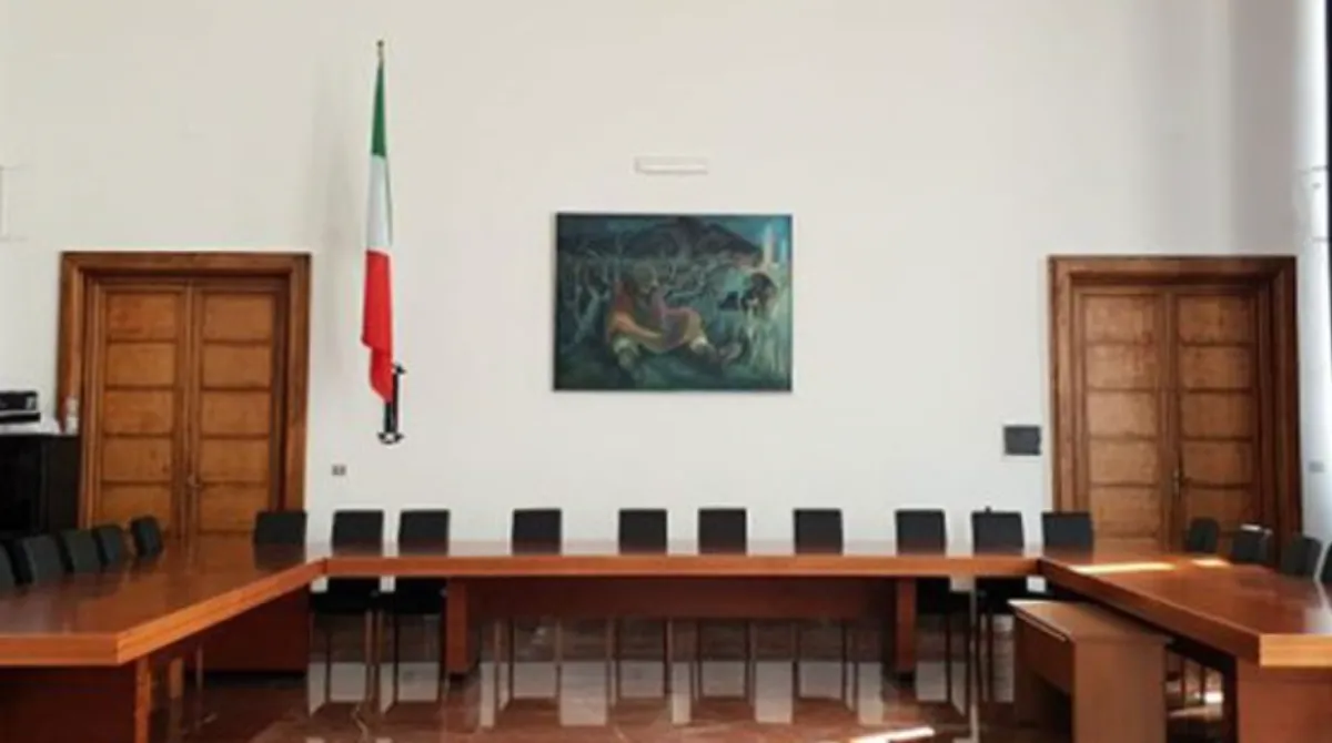 Terremoto in politica: chi hanno indagato per la gara dei chioschi comune sabaudia