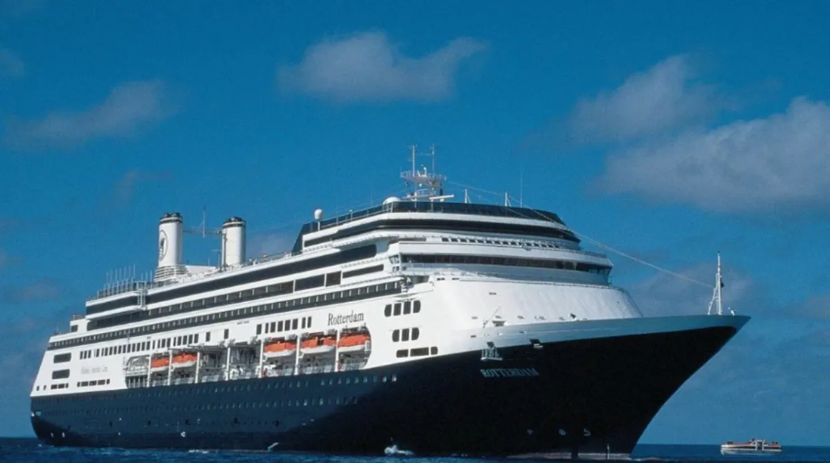 Crociera nei Caraibi, epidemia di norovirus sulla Rotterdam: quasi 100 contagiati crociera