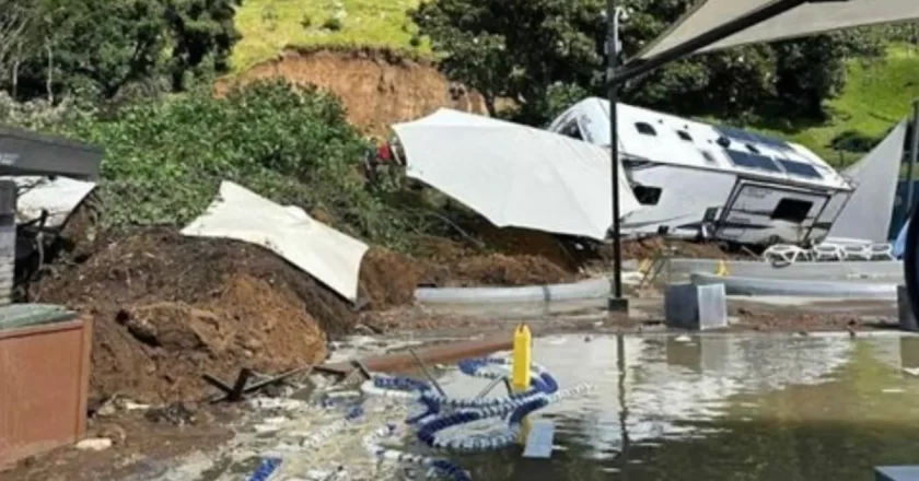 Frana tutto, bambini intrappolati tra le macerie: soccorsi disperati al campeggio