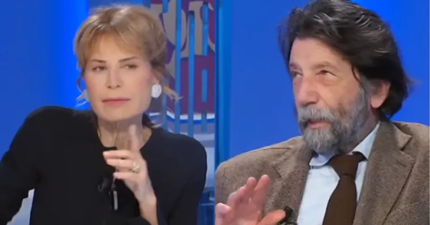 Otto e mezzo, Massimo Cacciari gela Lilli Gruber: “Nella Costituzione non c’è l’antifascismo” – VIDEO
