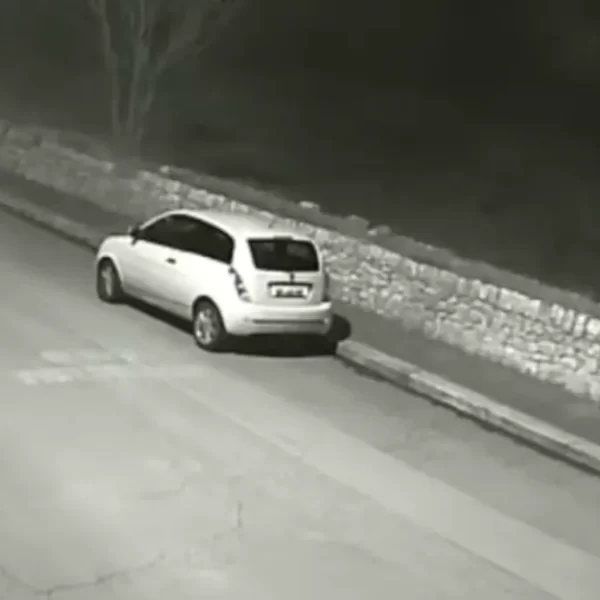 Italia, forte boato e lampo nel cielo nel Barese: ipotesi meteorite