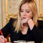 Pacchetto sicurezza, Meloni firma: cosa cambia da oggi