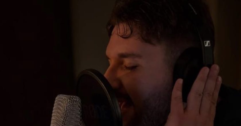 Terribile incidente, muore il cantante italiano