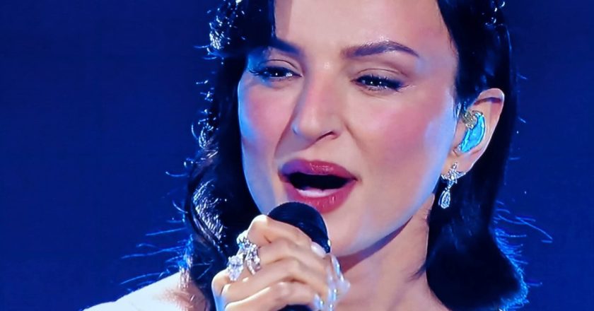 “Arisa? Cosa penso davvero”. Sanremo 2026, Enrico Ruggeri interviene e tira in ballo Carlo Conti