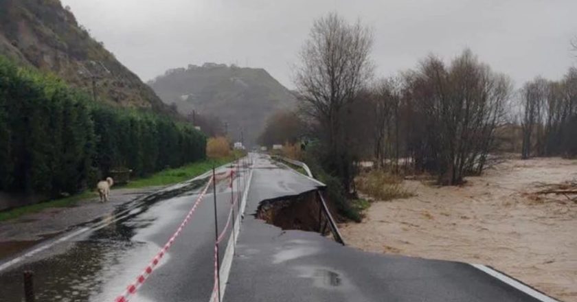 “Lasciate subito le abitazioni”. Allarme in Italia, il fiume esonda: appello drammatico del sindaco
