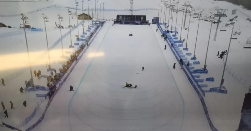 “Ha perso i sensi”. Terrore alle Olimpiadi, l’atleta immobile a terra