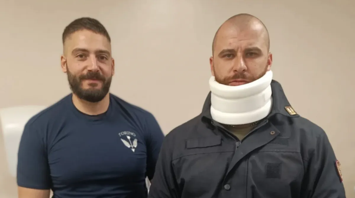 Torino, ora parla il poliziotto che ha salvato il collega: "Come sono andate le cose" poliziotti