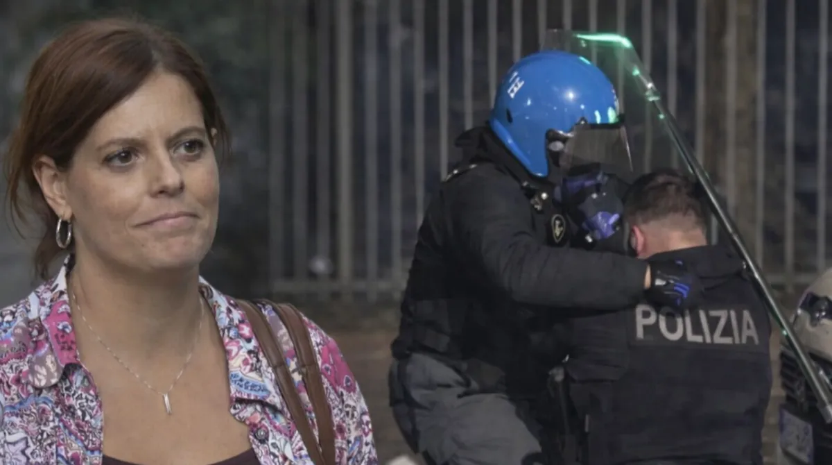 Ilaria Salis denuncia presunti abusi della polizia durante il corteo per Askatasuna a Torino. Polemica politica dopo gli scontri e il ferimento di un agente.