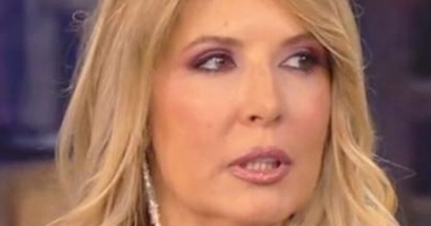 “È da denuncia”. Sanremo 2026, Selvaggia Lucarelli: il commento su cantante e canzone in gara