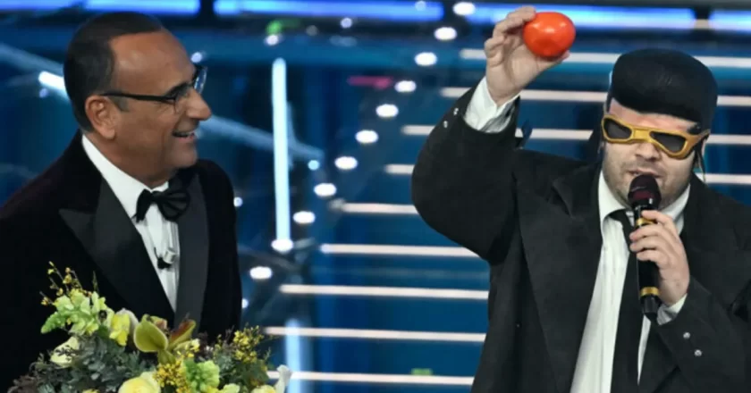 TonyPitony a Sanremo 2026: duetto swing con Ditonellapiaga e il gesto del “caco” che accende il web