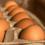 Uova ritirate dal mercato, allerta grave: scatta l’emergenza in Italia