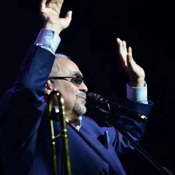 “Addio anche a te”. Lutto nella musica, si spegne un’altra grande voce