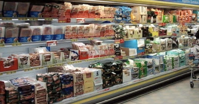 “Buttatelo subito!”. Prodotto ritirato dall’Eurospin: sospetto botulino. Gravissimo