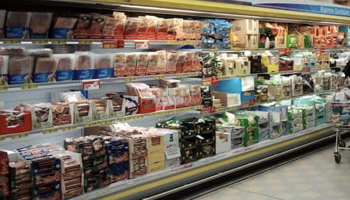 “Buttatelo subito!”. Prodotto ritirato dall’Eurospin: sospetto botulino. Gravissimo Screenshot