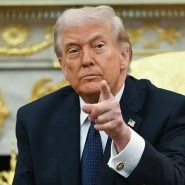 “Licenziata”. Trump, la decisione è clamorosa: l’annuncio