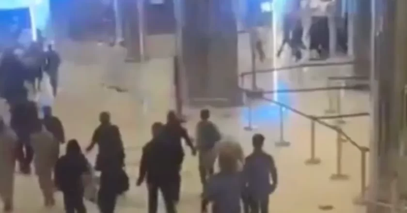 Iran attacca l’aeroporto di Dubai con droni: esplosione nello scalo internazionale, 4 feriti