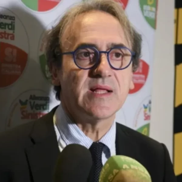 Referendum giustizia, Bonelli cita Sal Da Vinci e scatena le polemiche: “Sarà per sempre No”