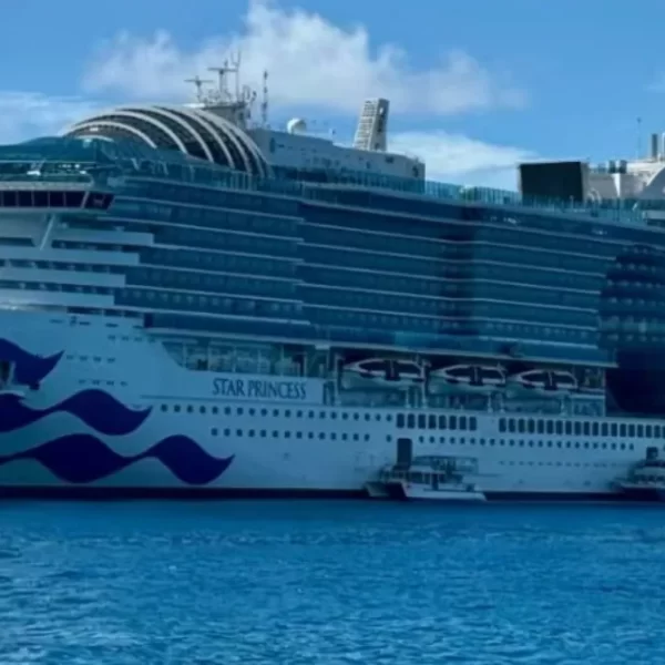 Norovirus in crociera, oltre 150 passeggeri colpiti: isolamento e allarme a bordo