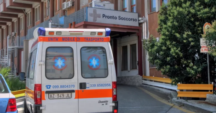 Epatite A a Napoli, 51 ricoverati al Cotugno e 14 nuovi casi in un giorno. Cosa succede nelle pescherie