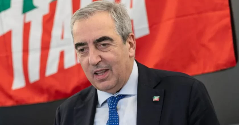 Gasparri si dimette da capogruppo FI: i favoriti per la successione