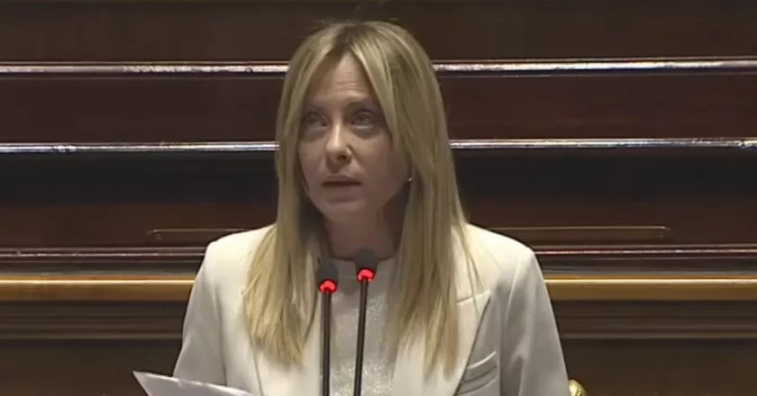 Meloni demolisce il “modello Spagna” di Conte e Pd: “Anche Madrid rispetta gli accordi sulle basi USA”
