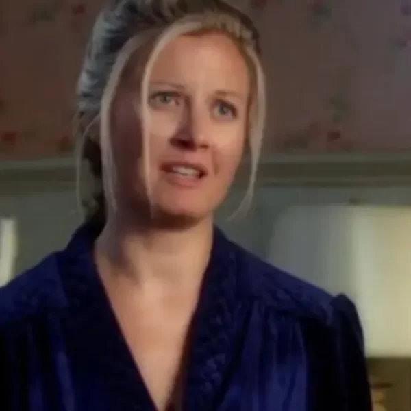 È morta Carrie Anne Fleming a 51 anni: l’attrice di “Masters of Horror” di Dario Argento, “iZombie” e “Supernatural”