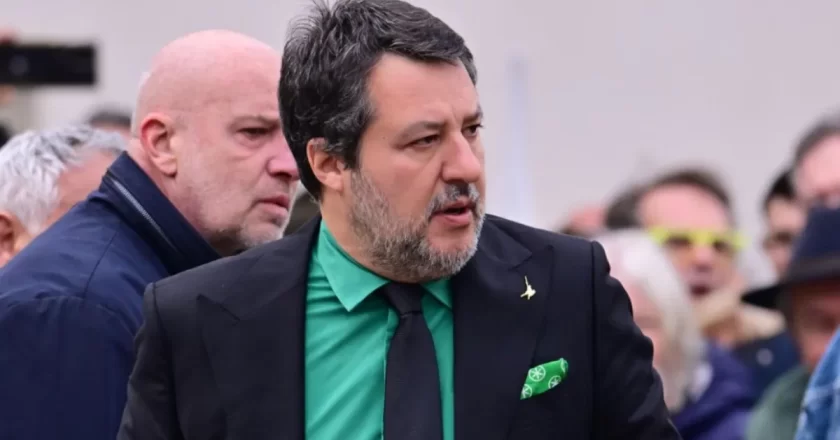 Lega, ultimatum di Salvini ai parlamentari: “Pagate le quote o siete fuori dal partito”