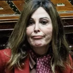 Santanchè pronta alle dimissioni: annuncio atteso entro sera