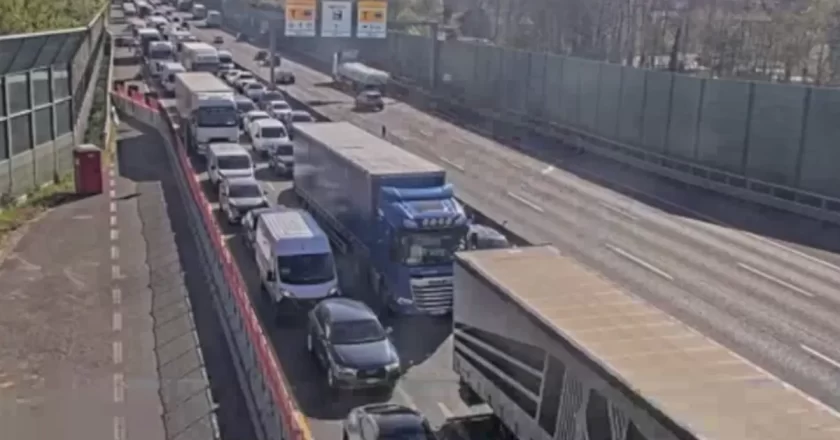 Schianto in autostrada: uomo perde la vita, dramma in galleria