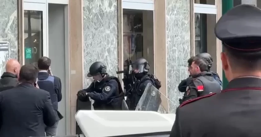 “Chi erano!”. Rapina in banca a Napoli, solo ora la notizia sui ladri: racconto shock degli ostaggi