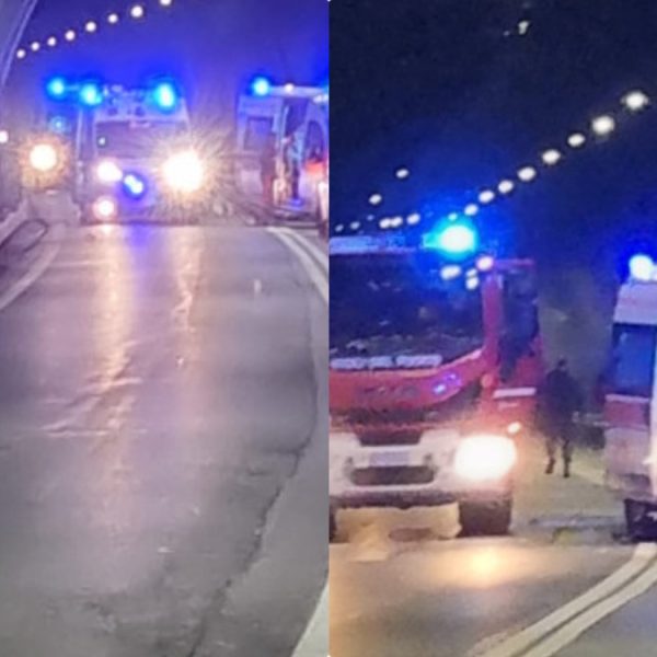 Frontale devastante in galleria: ci sono morti. Tutto bloccato, soccorsi sul posto