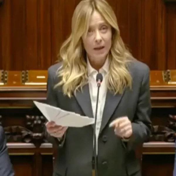 Meloni alla Camera: l’annuncio sulle dimissioni