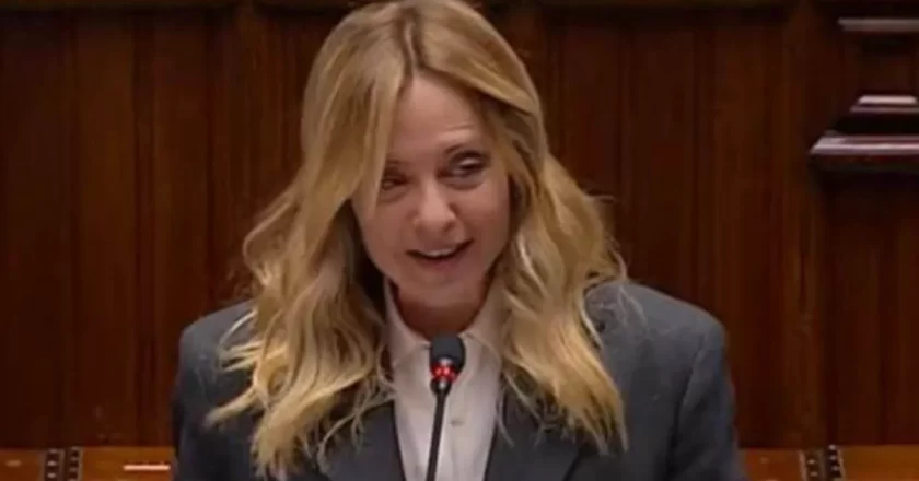 Meloni sulla crisi internazionale: “Siamo a un punto critico, ma lavoriamo per la pace”