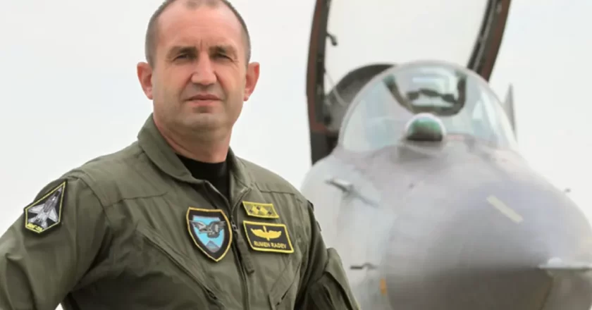 Bulgaria, vince Radev e l’Europa si interroga: chi è l’ex presidente considerato filorusso