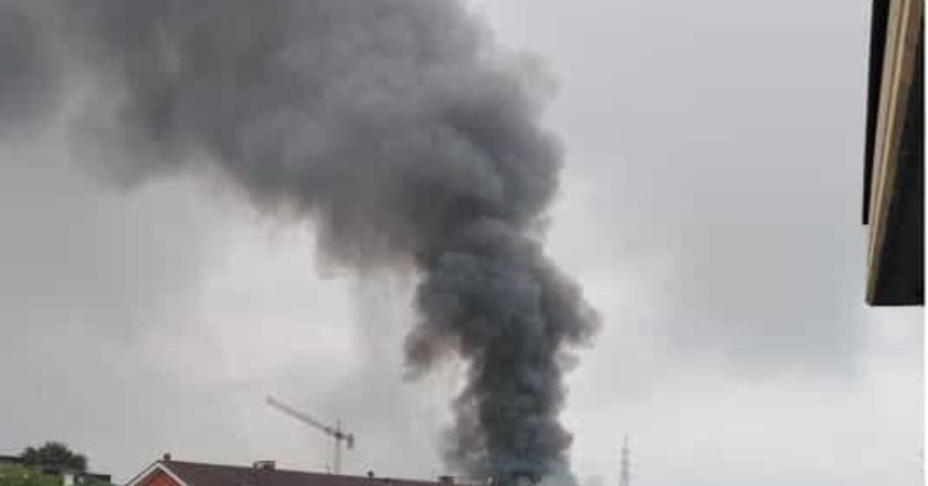 Enorme incendio in Italia: scatta l’allarme alla popolazione
